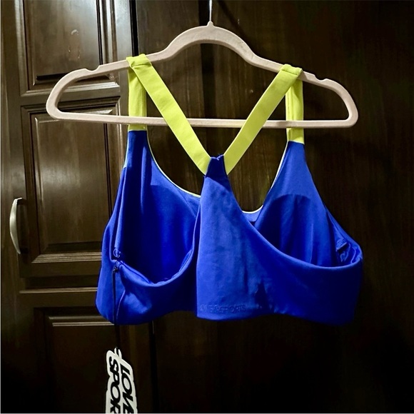 Love & Sports NWT Women's XL 16/18
Blue Bralette Active Top Sports Bra
NWT - Picture 2 of 5